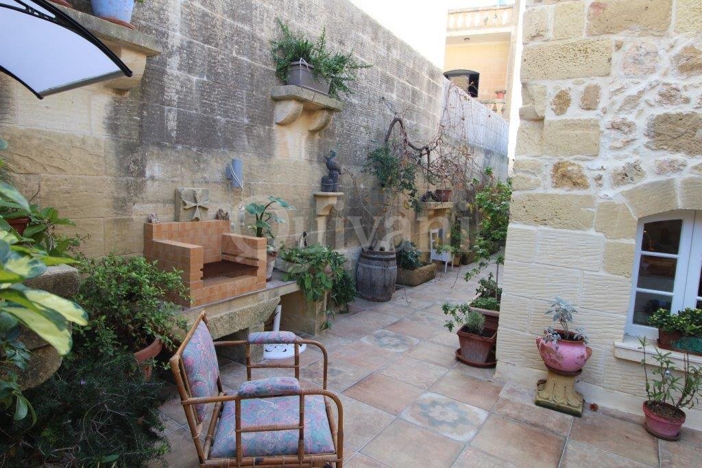 Zebbug (Gozo), Furnished Farmhouse