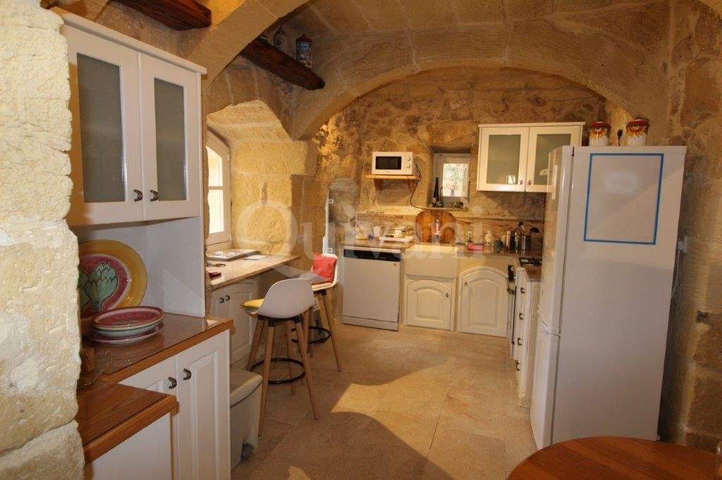 Zebbug (Gozo), Furnished Farmhouse
