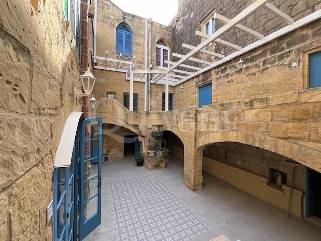 Gharb, Furnished Farmhouse