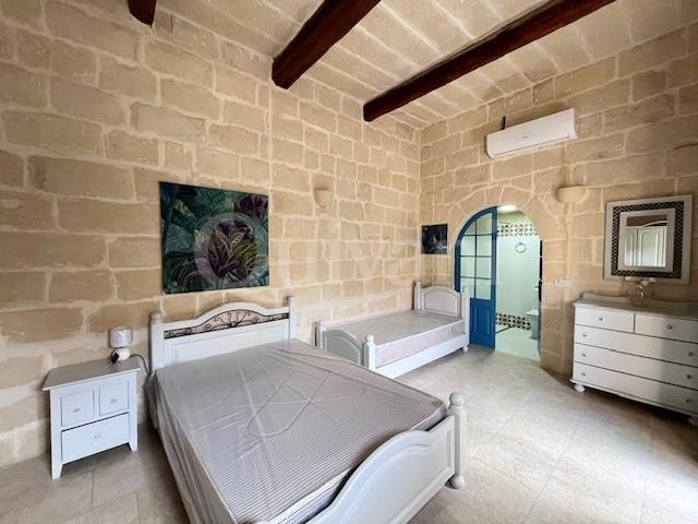 Gharb, Furnished Farmhouse