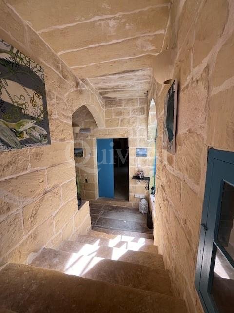 Gharb, Furnished Farmhouse