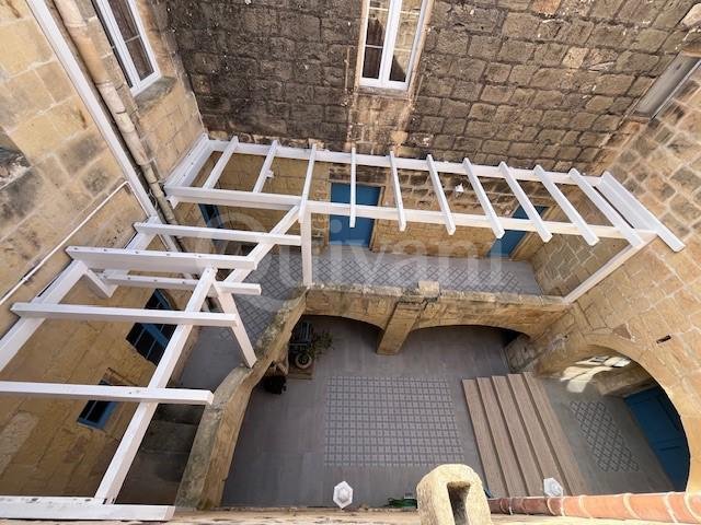 Gharb, Furnished Farmhouse