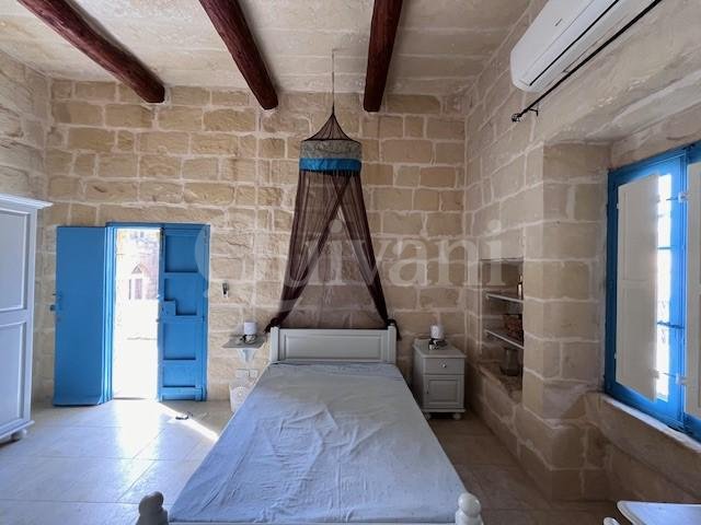 Gharb, Furnished Farmhouse
