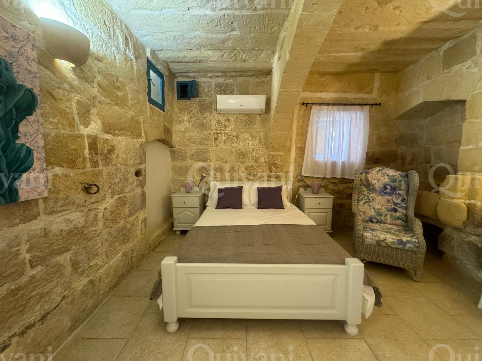 Gharb, Furnished Farmhouse