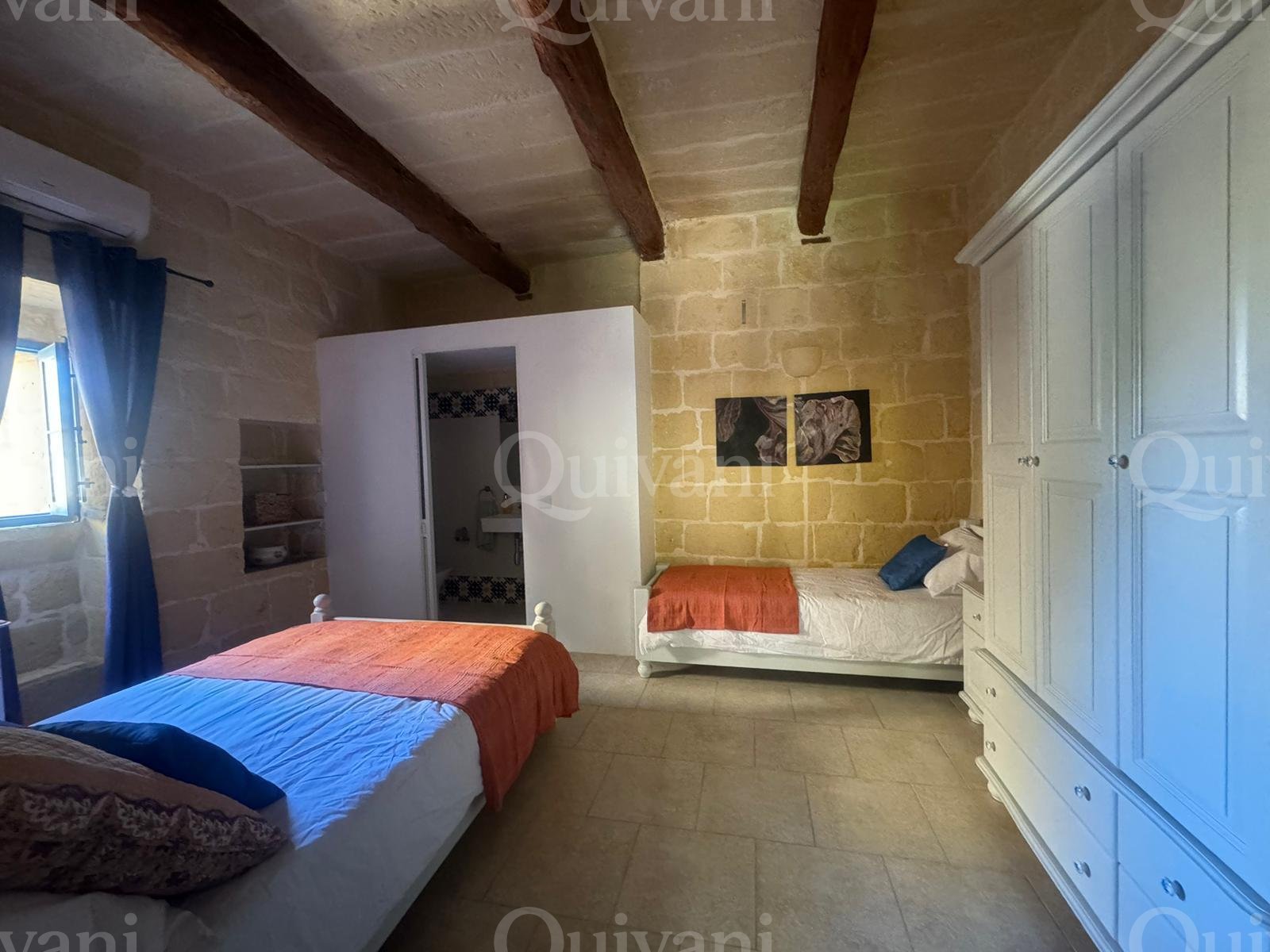 Gharb, Furnished Farmhouse