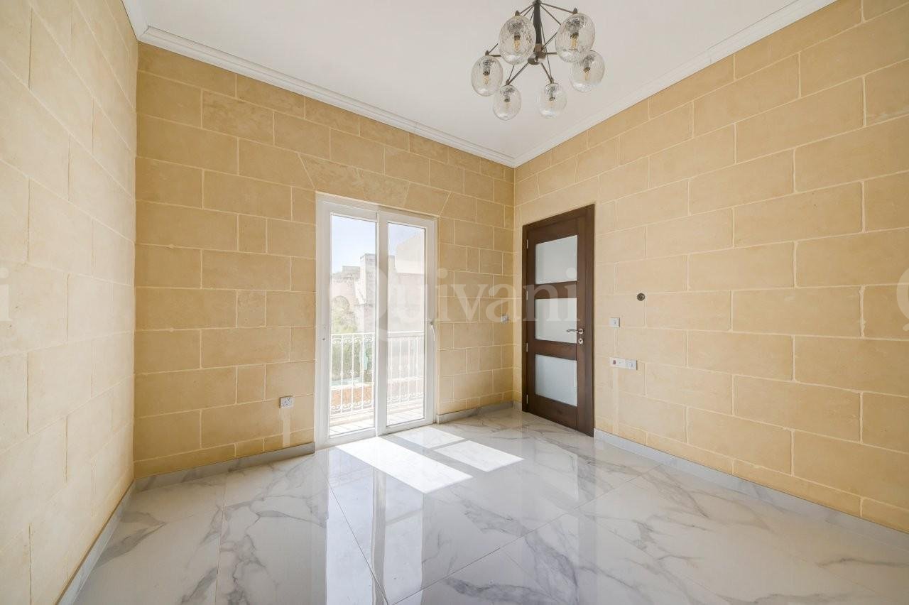 Gharb, Finished Villa