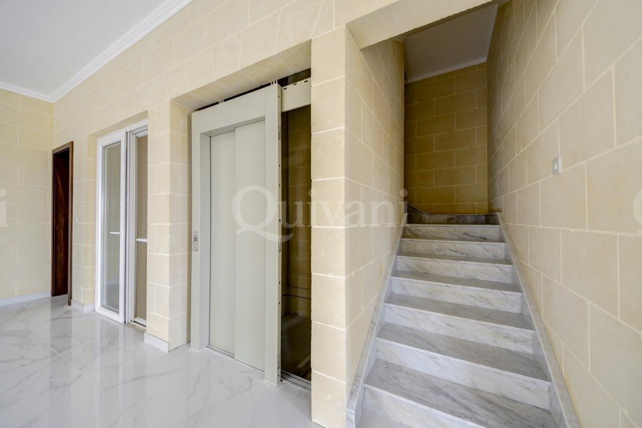 Gharb, Finished Villa