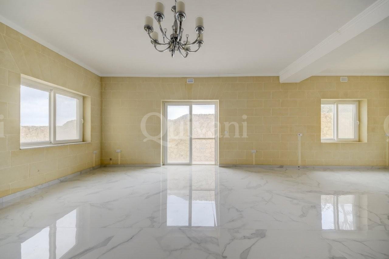 Gharb, Finished Villa