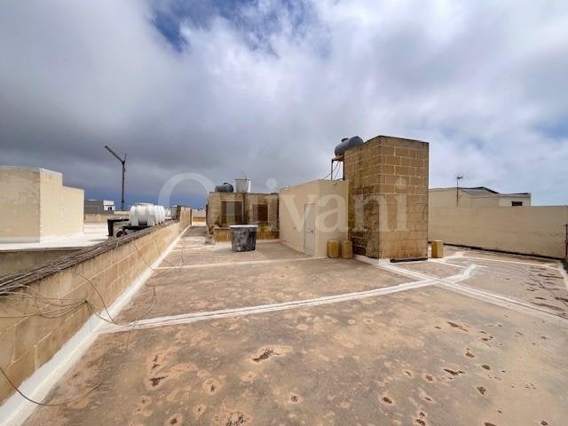 Nadur, Shell form Penthouse