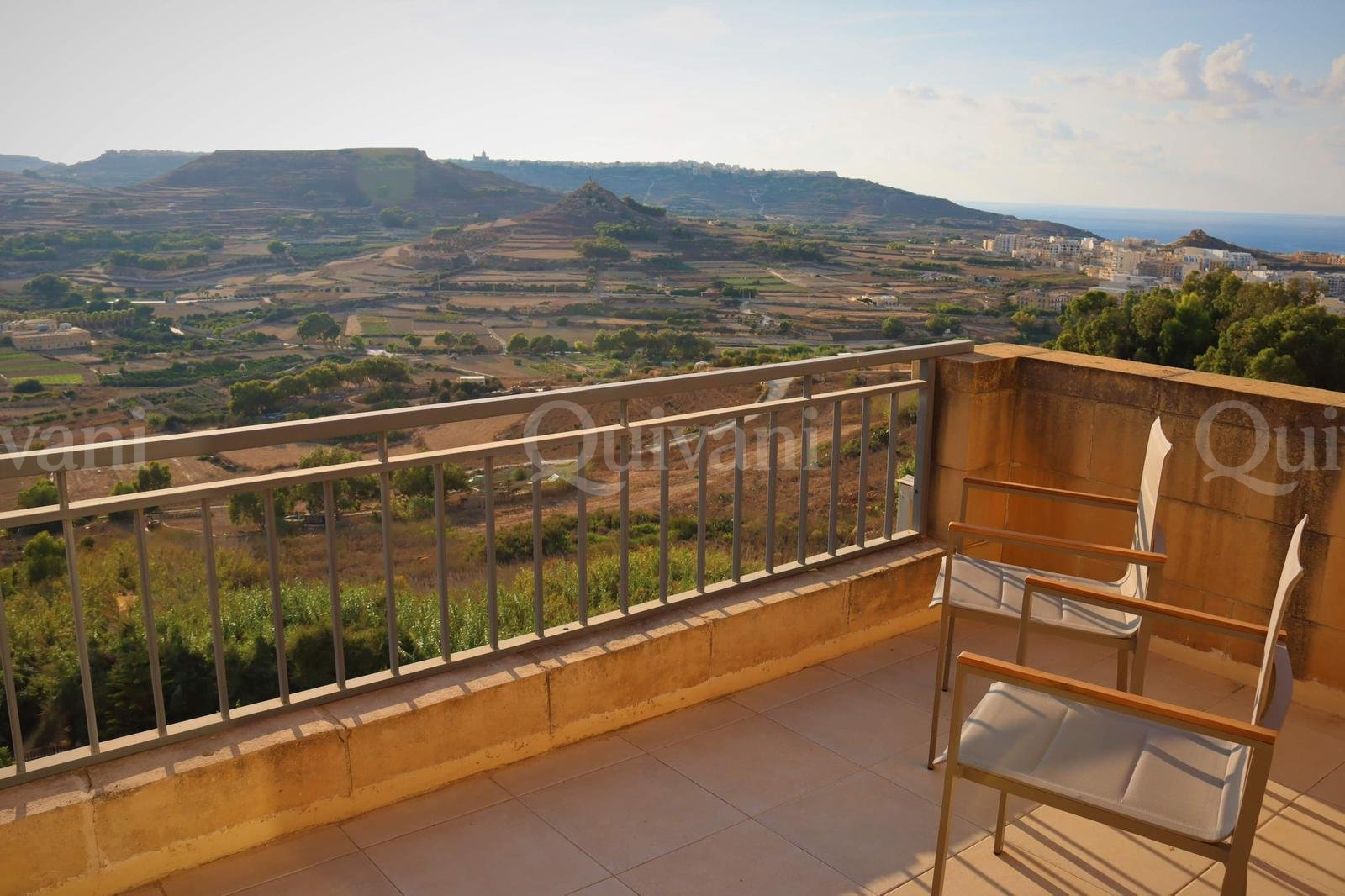 Xaghra, Furnished House of Character