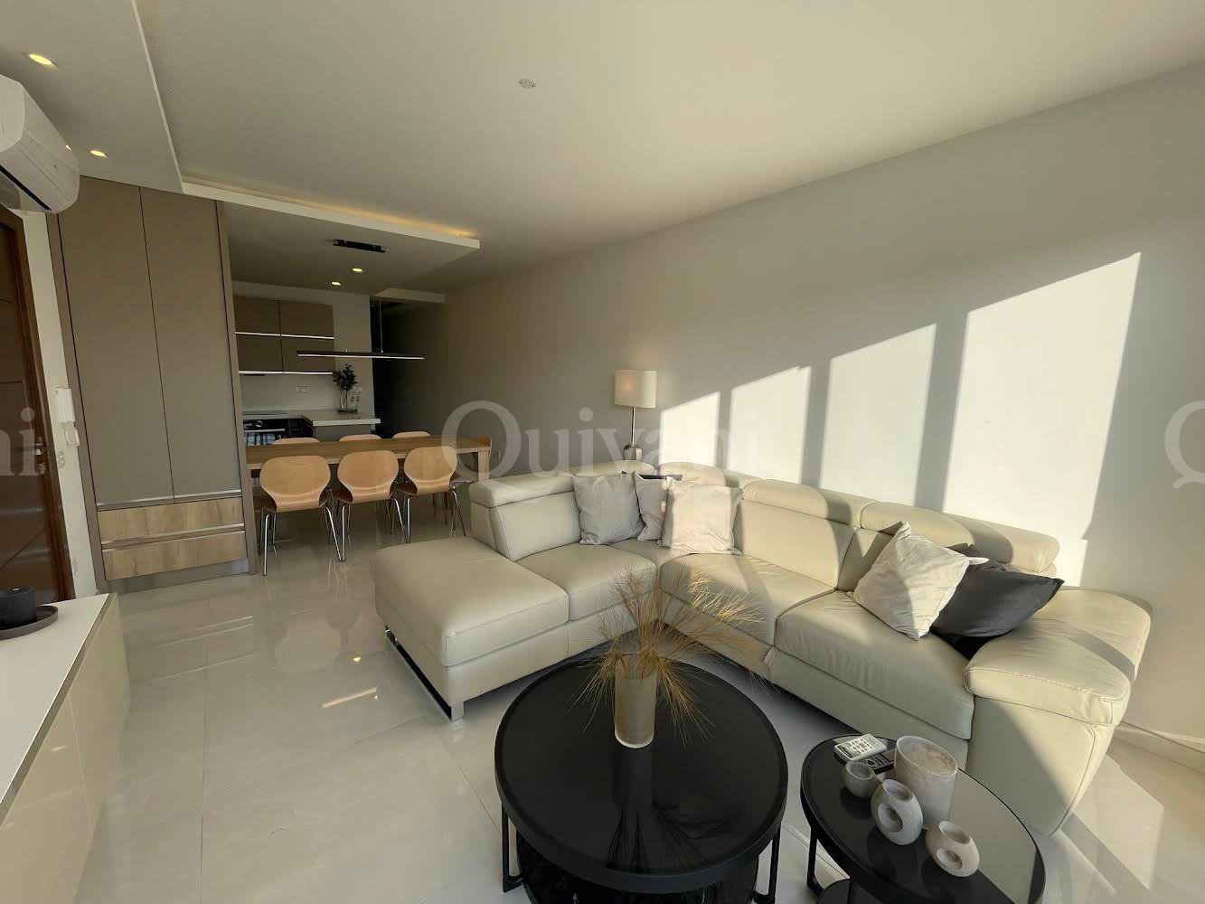 Victoria, Furnished Apartment
