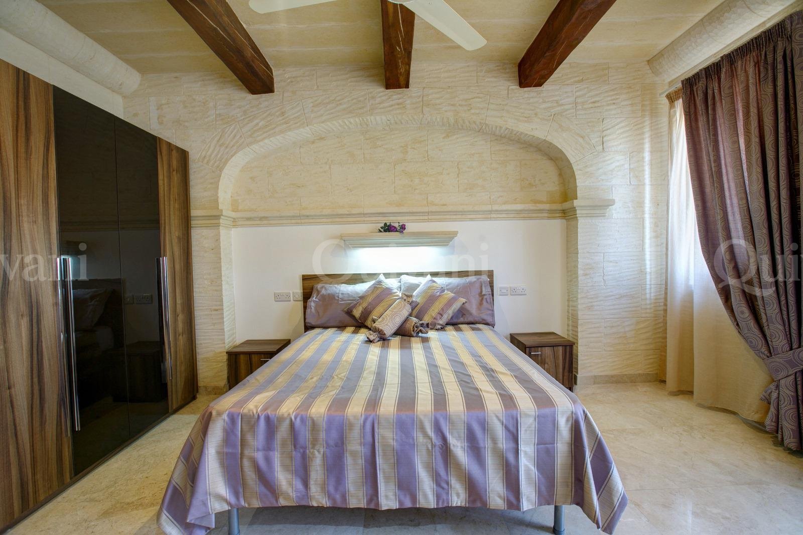 Gharb, Furnished Farmhouse