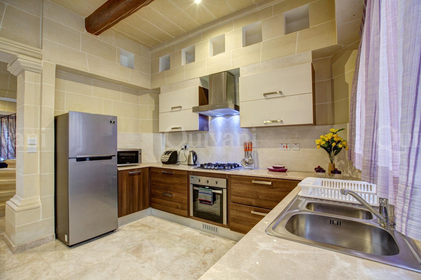 Gharb, Furnished Farmhouse