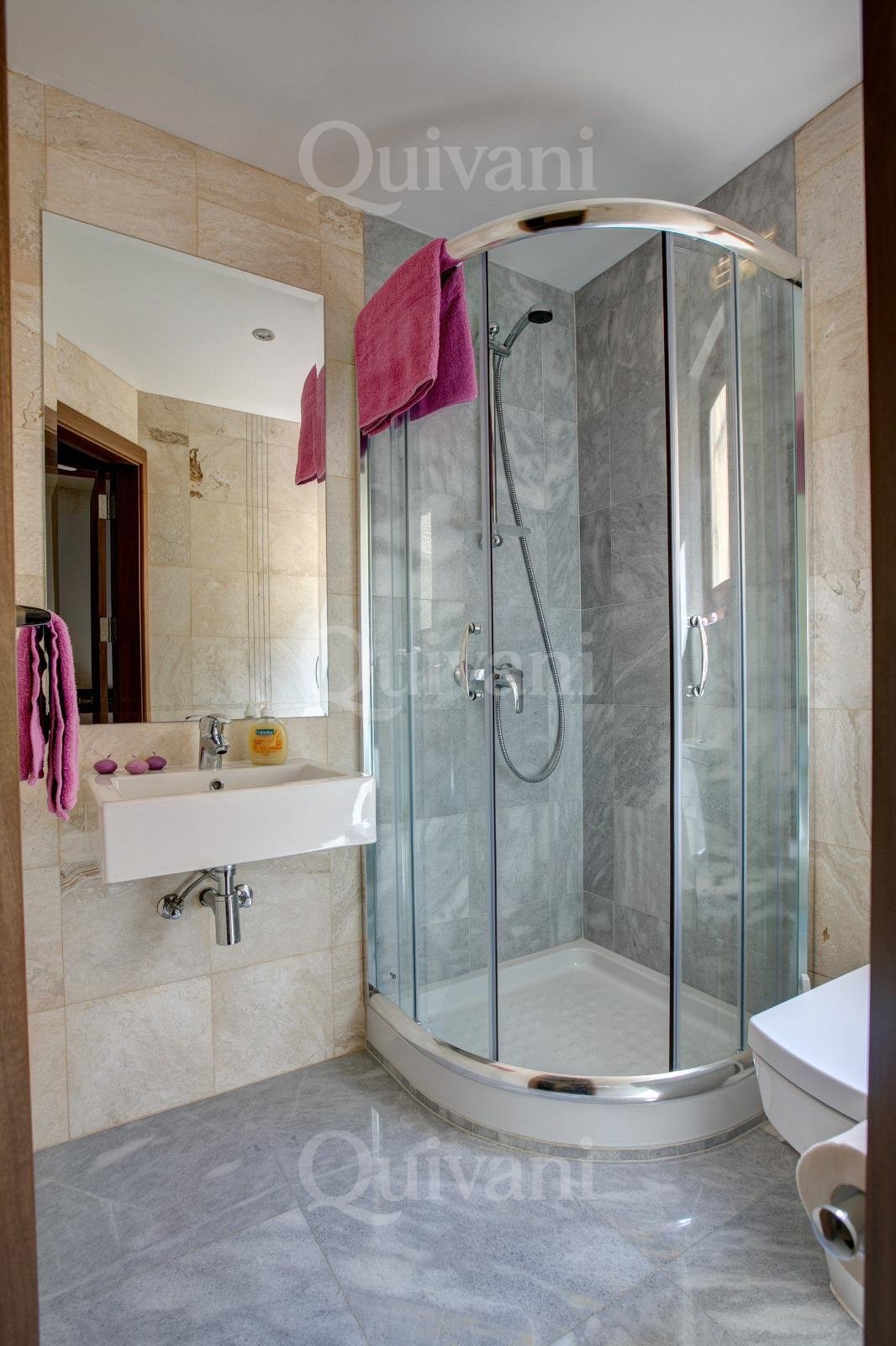 Gharb, Furnished Farmhouse