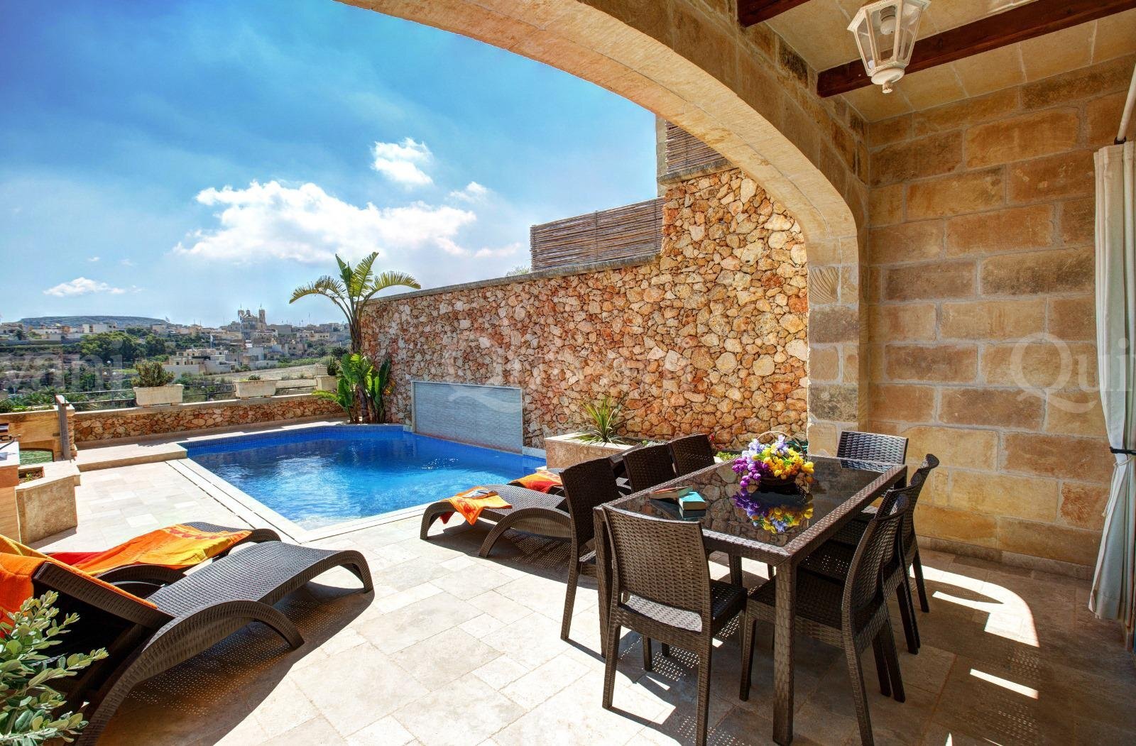 Gharb, Furnished Farmhouse