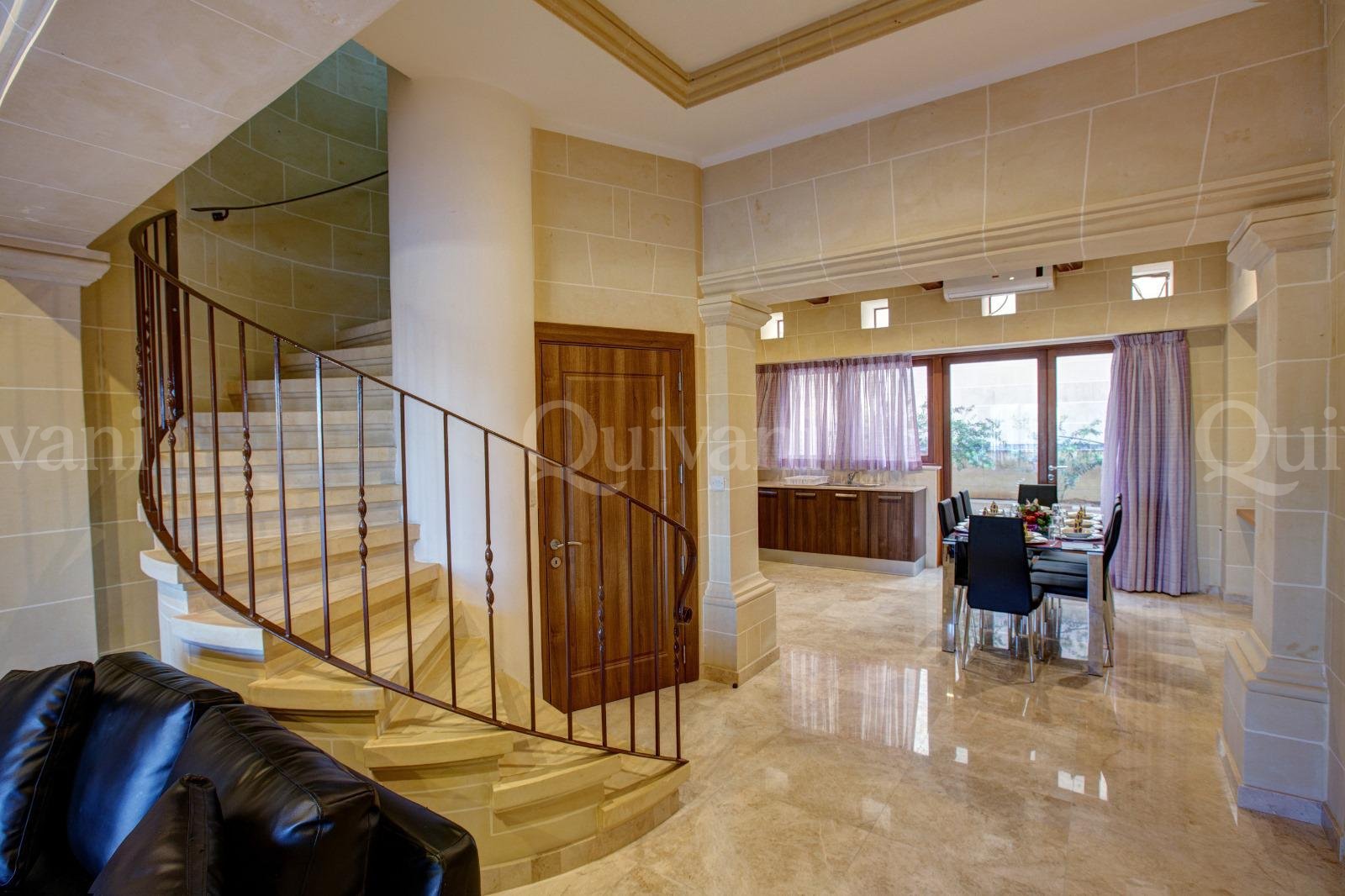 Gharb, Furnished Farmhouse