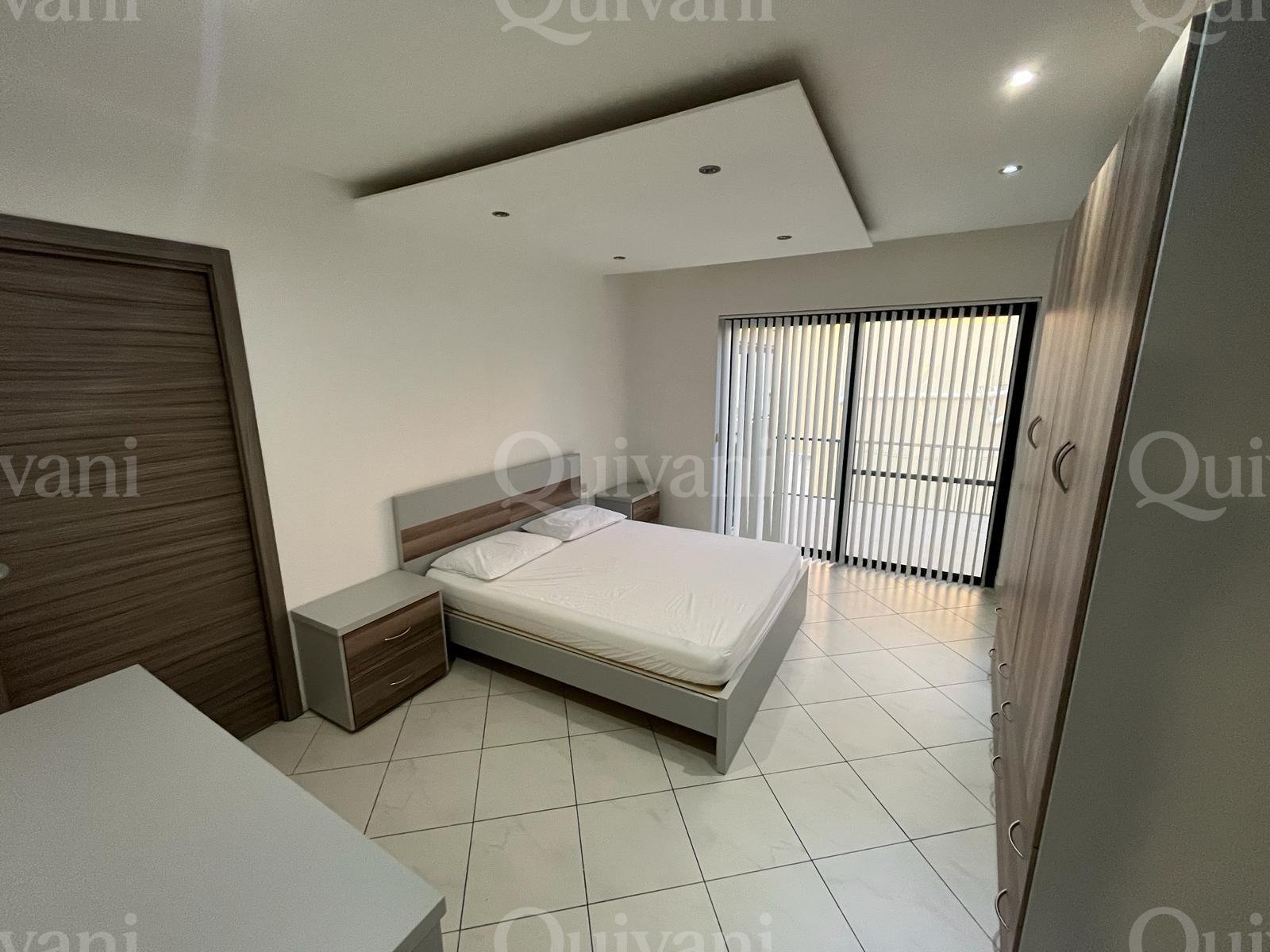 Victoria, Furnished Penthouse