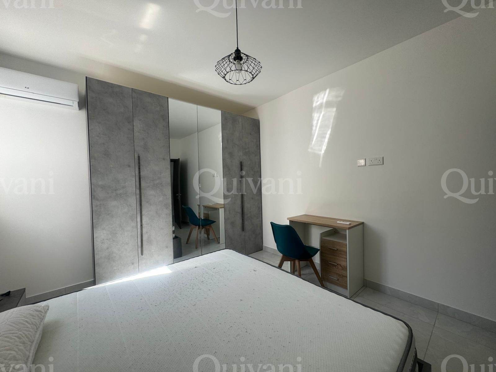 Victoria, Furnished Penthouse