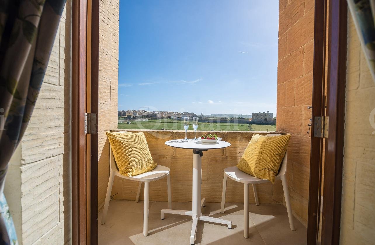 Gharb, Furnished Farmhouse