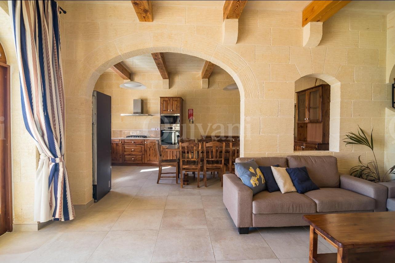 Gharb, Furnished Farmhouse