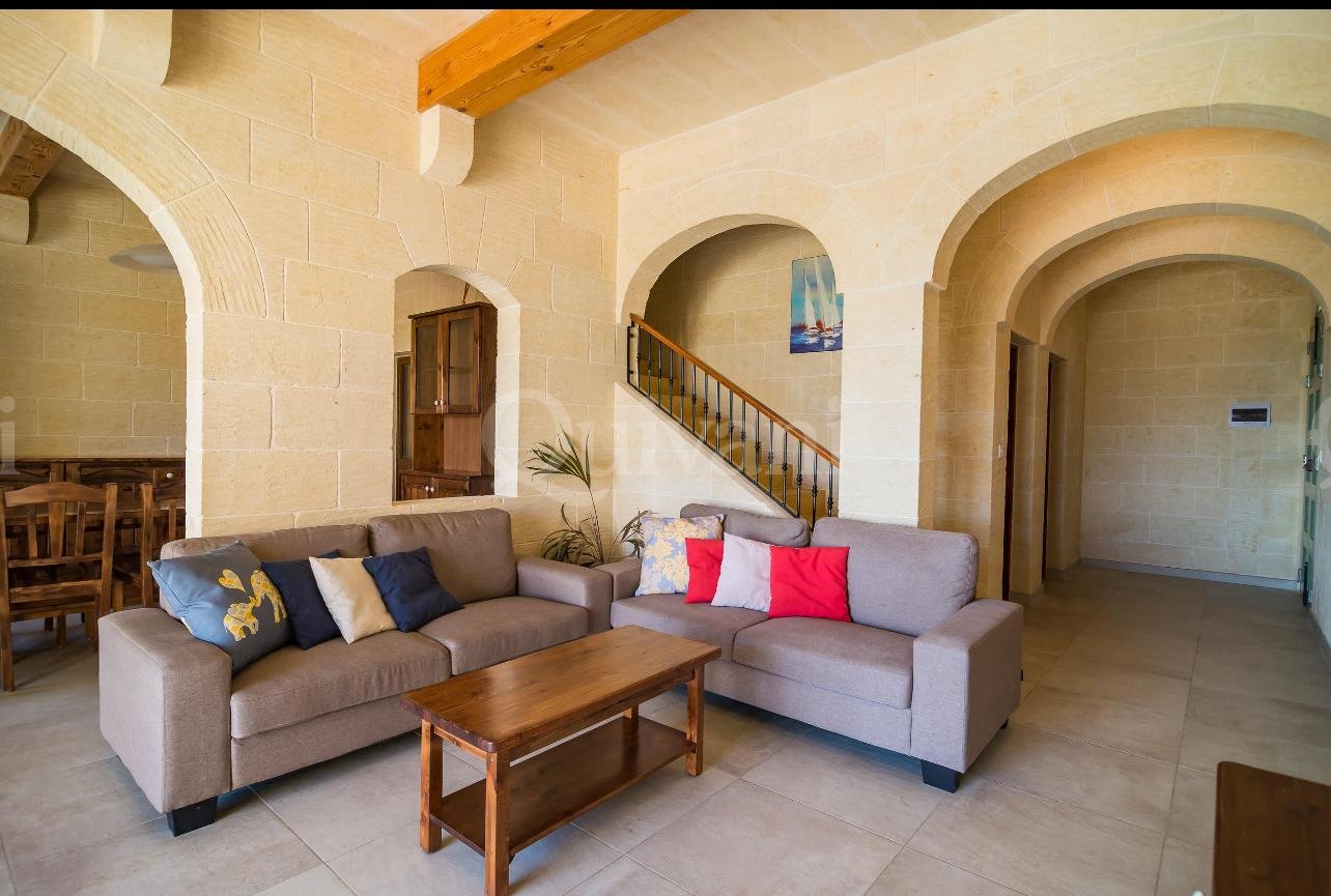 Gharb, Furnished Farmhouse