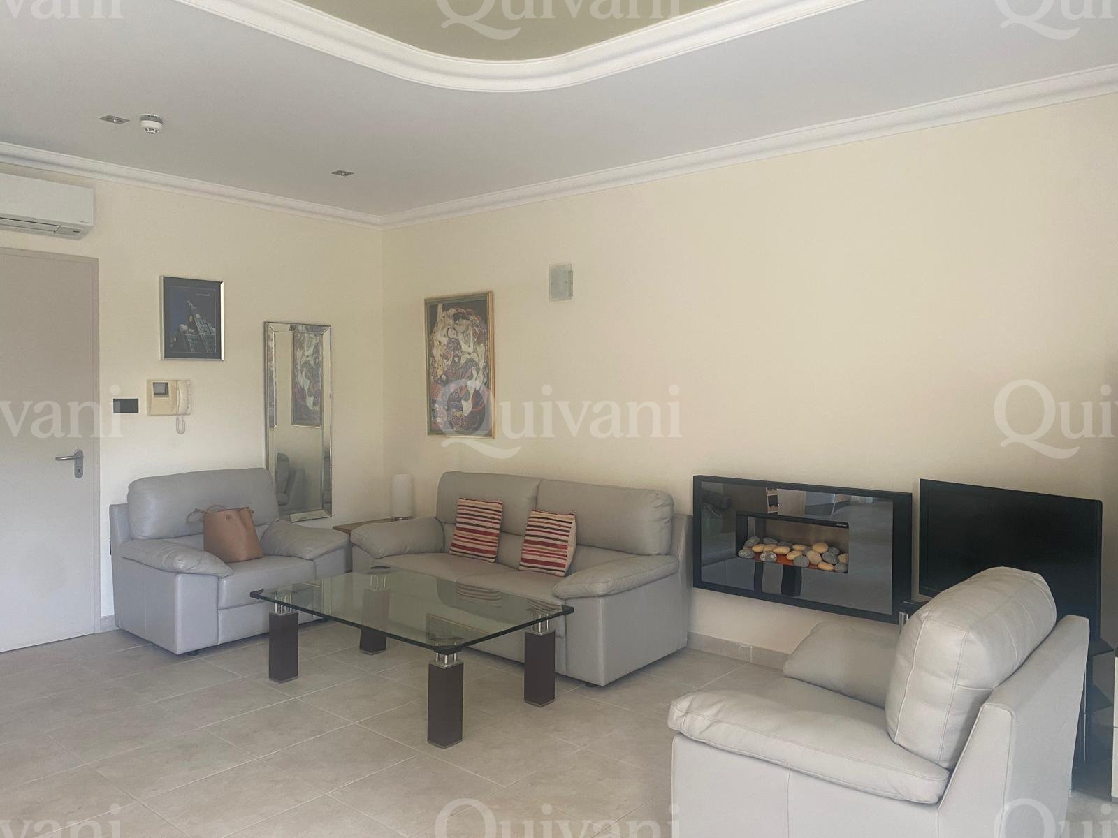 Victoria, Furnished Apartment