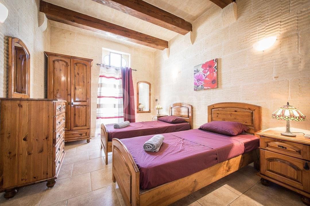 Gharb, Furnished Farmhouse