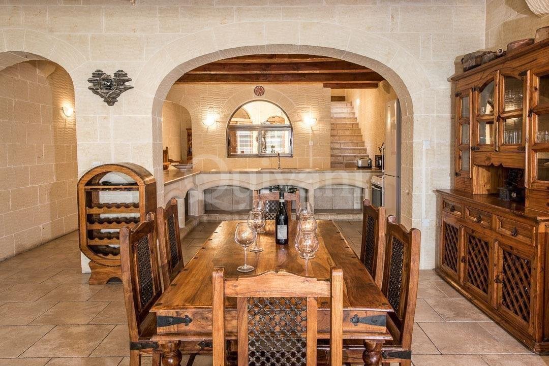 Gharb, Furnished Farmhouse