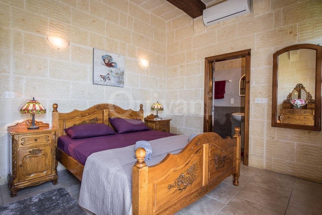 Gharb, Furnished Farmhouse