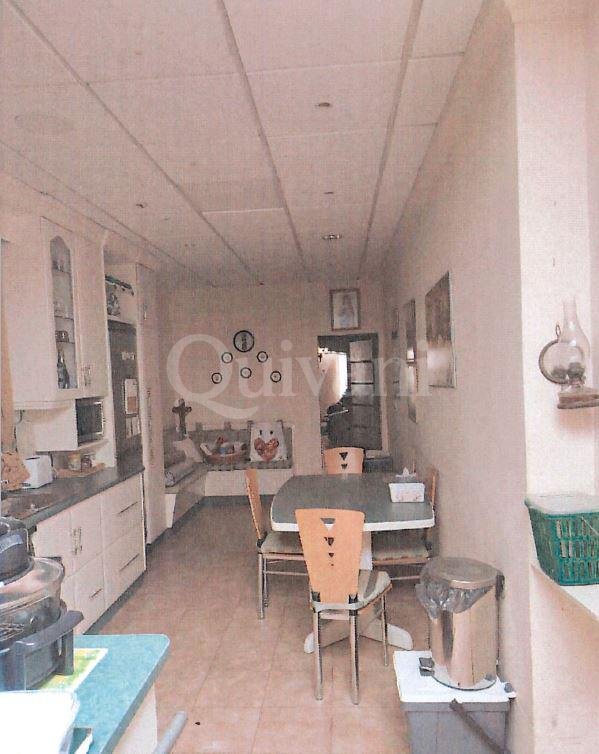 Victoria, Furnished Townhouse