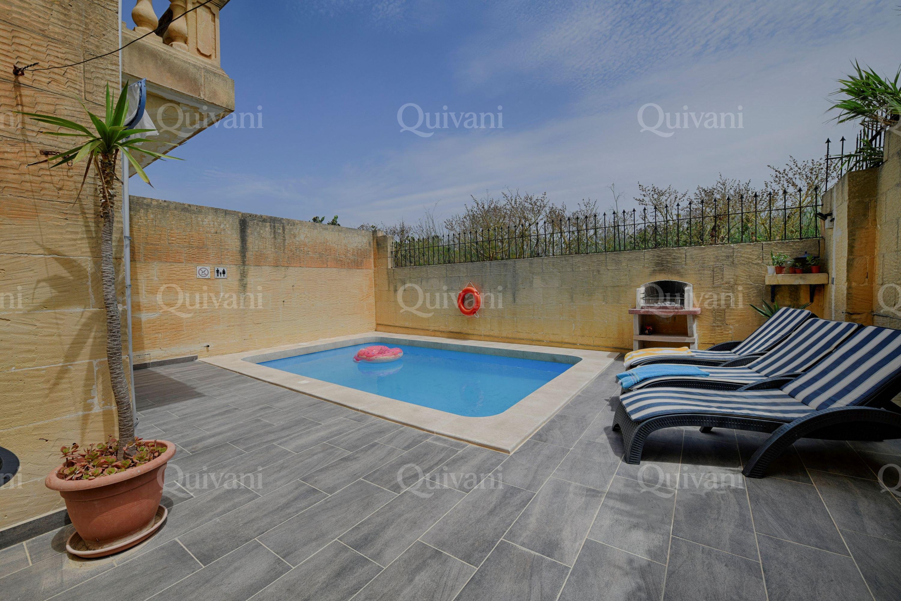 San Lawrenz, Furnished Farmhouse