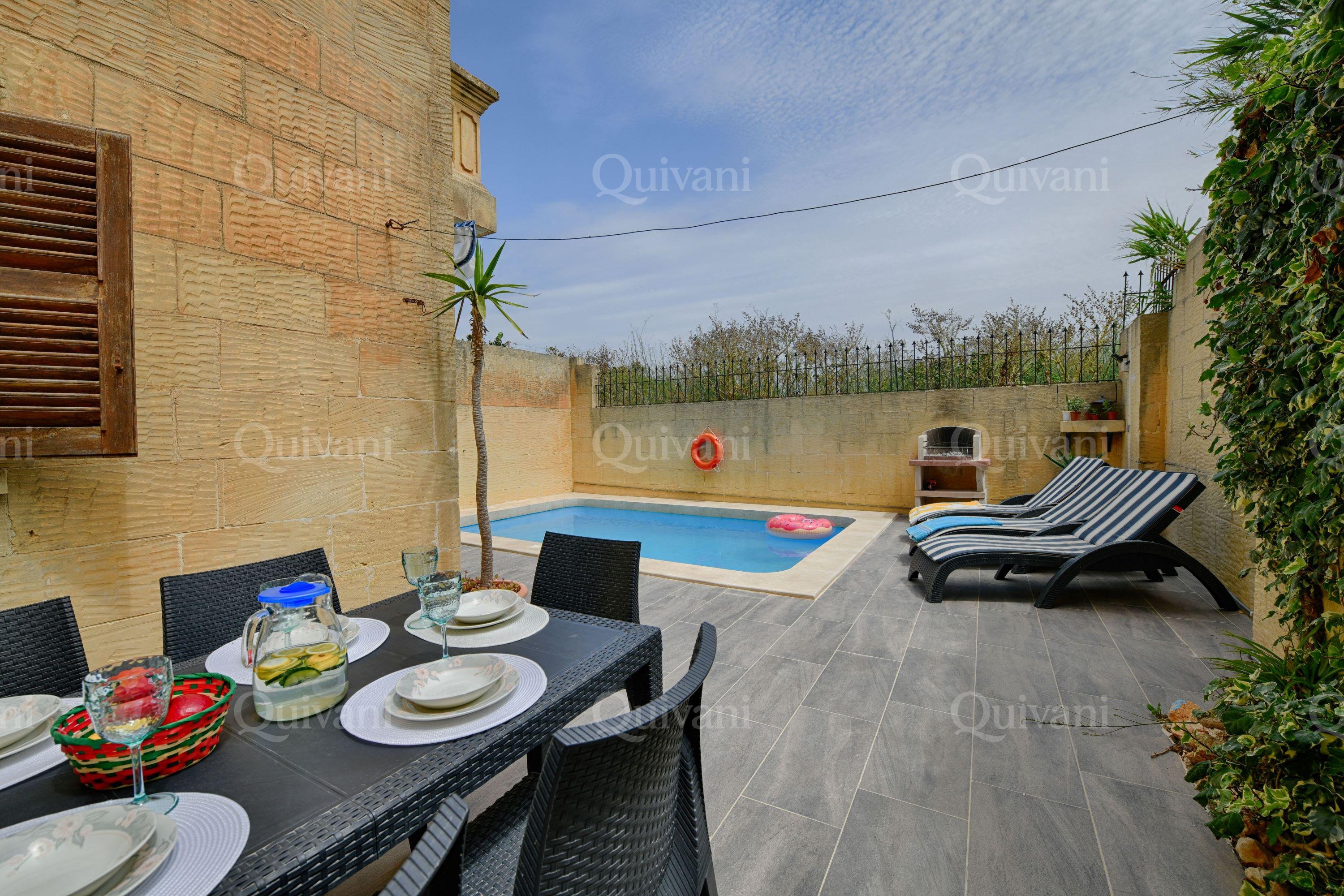 San Lawrenz, Furnished Farmhouse