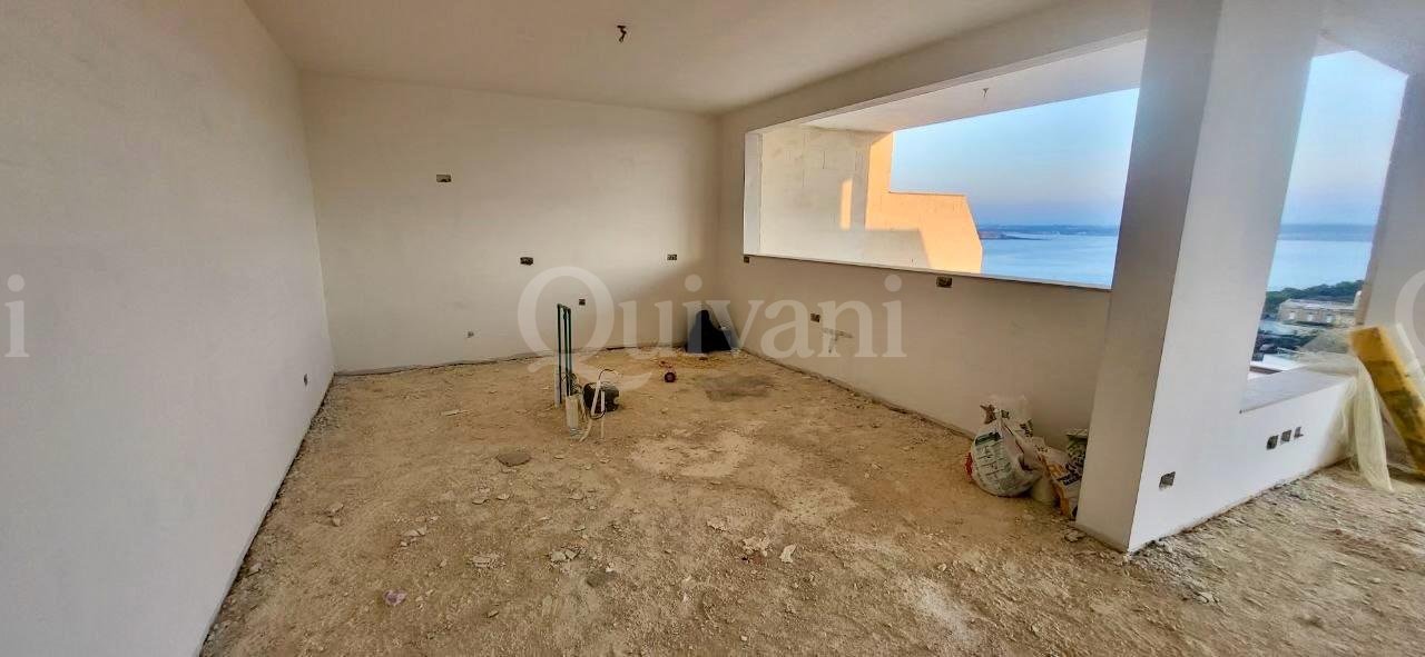 Ghajnsielem, Finished Penthouse