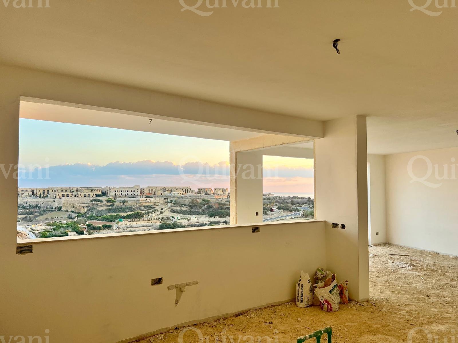 Ghajnsielem, Finished Penthouse