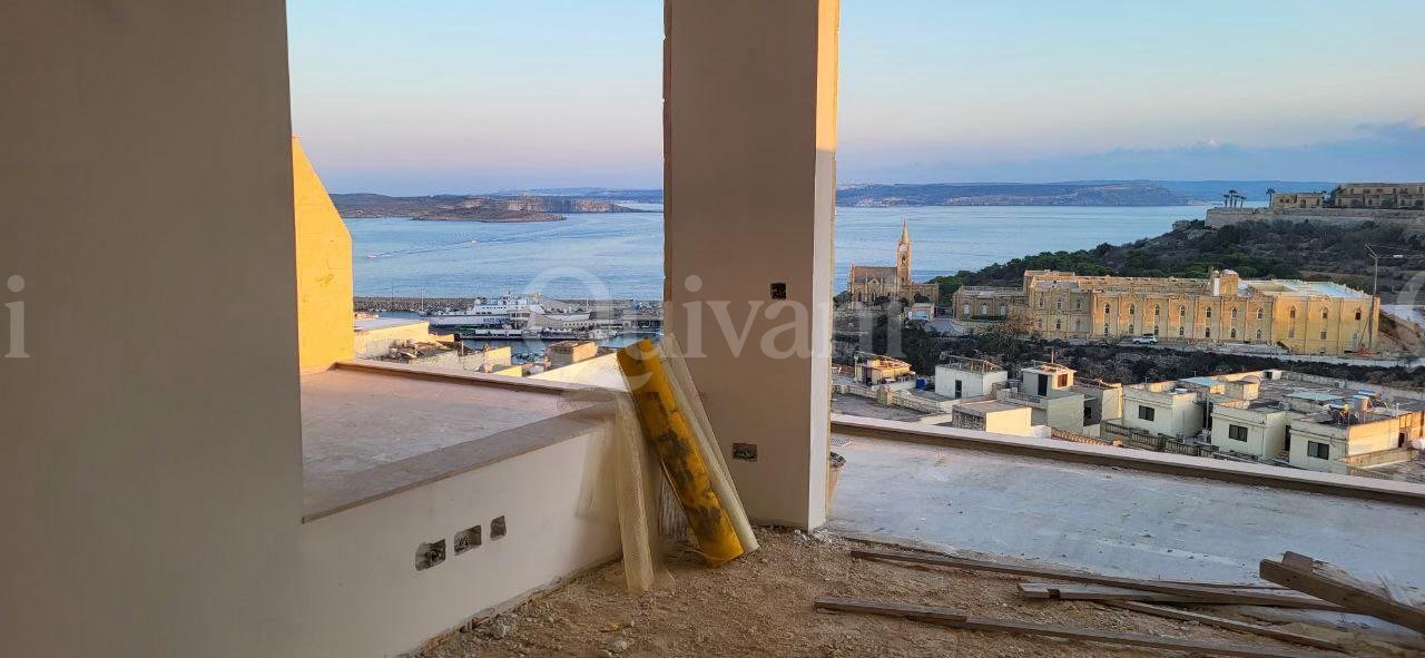 Ghajnsielem, Finished Penthouse