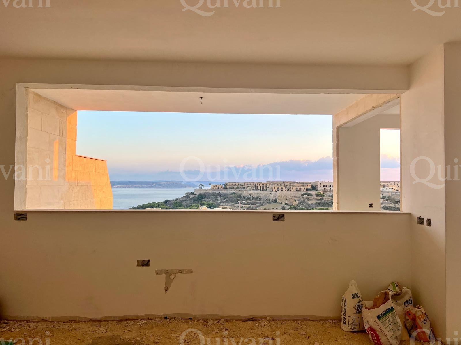 Ghajnsielem, Finished Penthouse