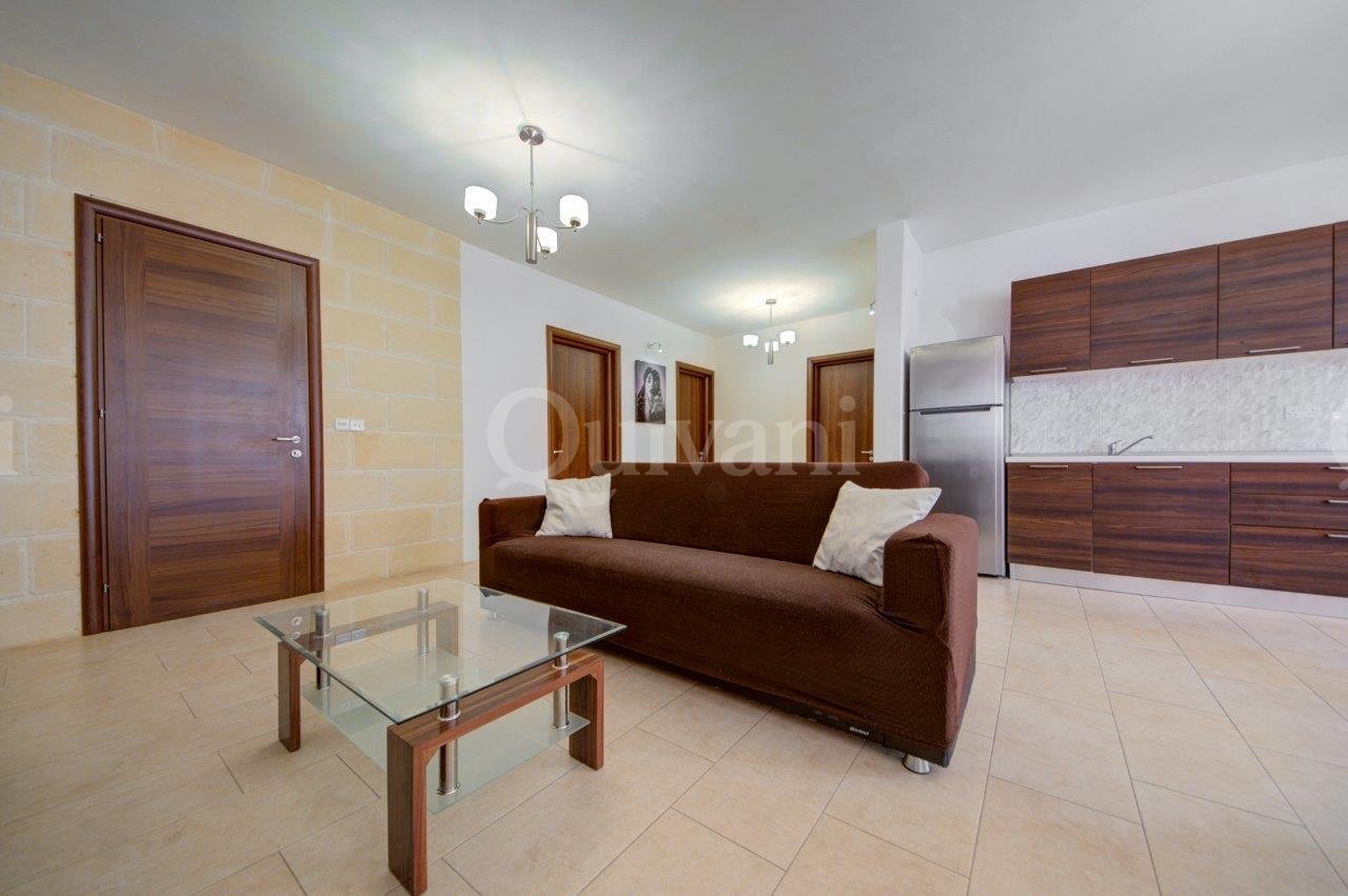 Marsalforn, Furnished Apartment