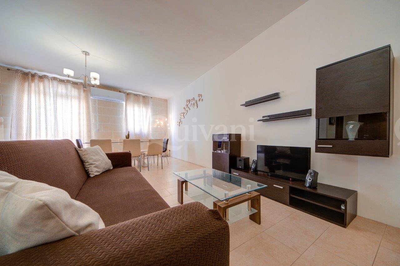 Marsalforn, Furnished Apartment