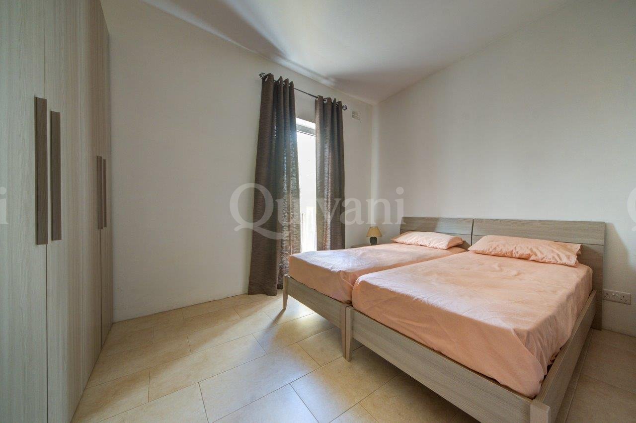 Marsalforn, Furnished Apartment