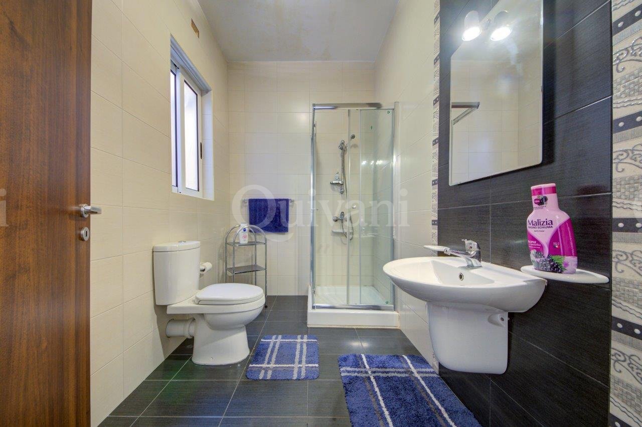 Marsalforn, Furnished Apartment