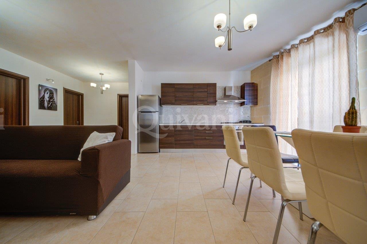 Marsalforn, Furnished Apartment