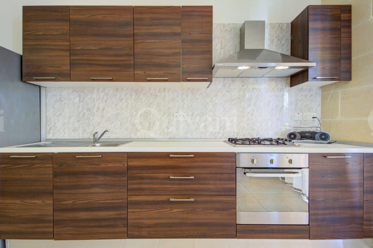 Marsalforn, Furnished Apartment