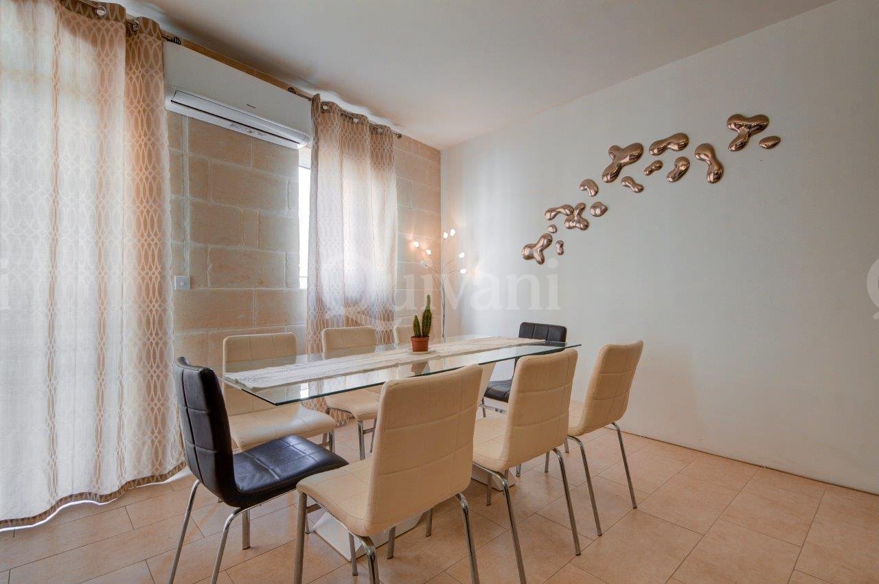 Marsalforn, Furnished Apartment