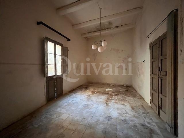 Victoria, Unconverted Townhouse