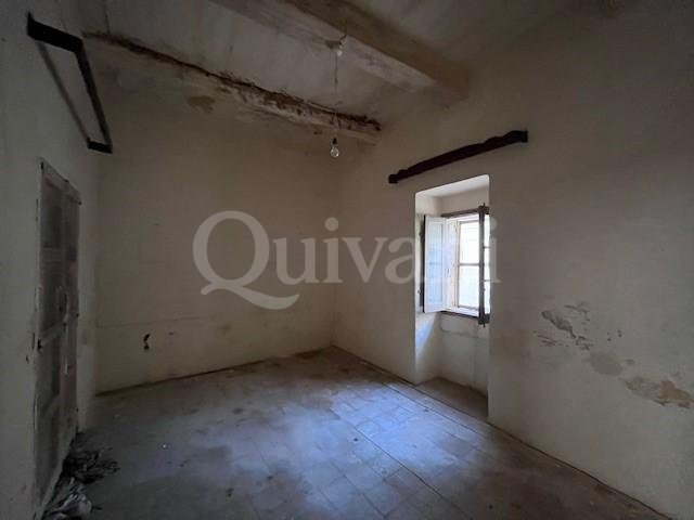 Victoria, Unconverted Townhouse