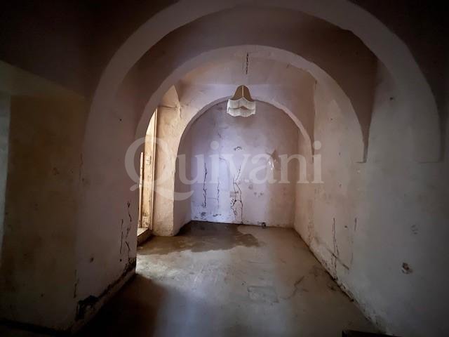 Victoria, Unconverted Townhouse