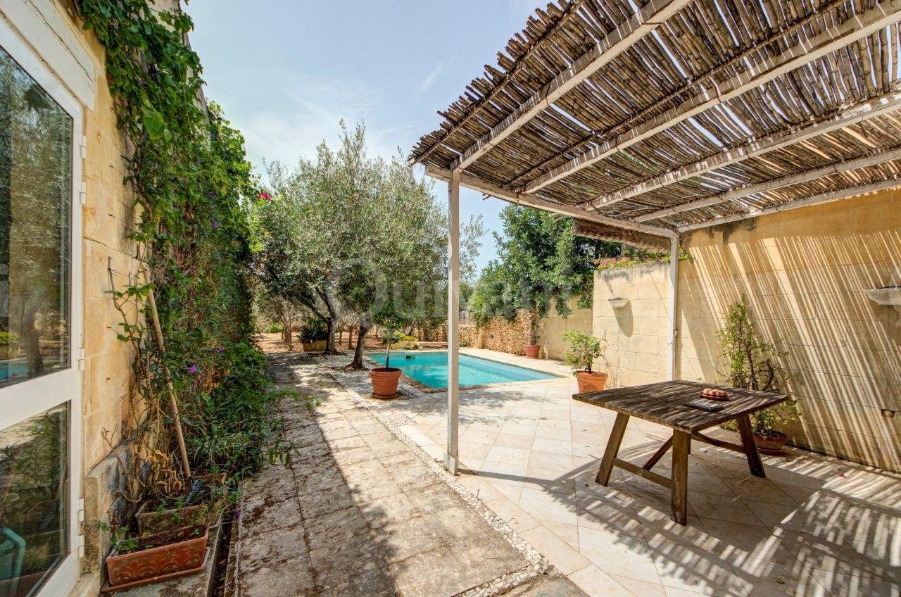 Munxar, Furnished House of Character