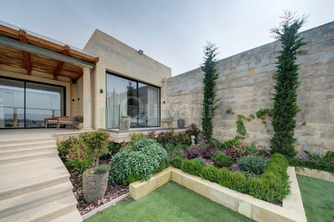 Mgarr, Furnished Detached Bungalow