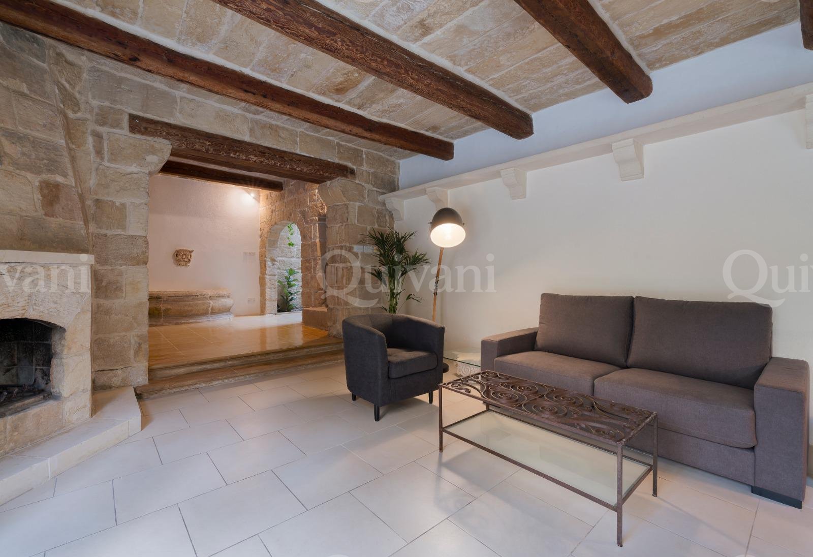 Burmarrad Furnished House of Character