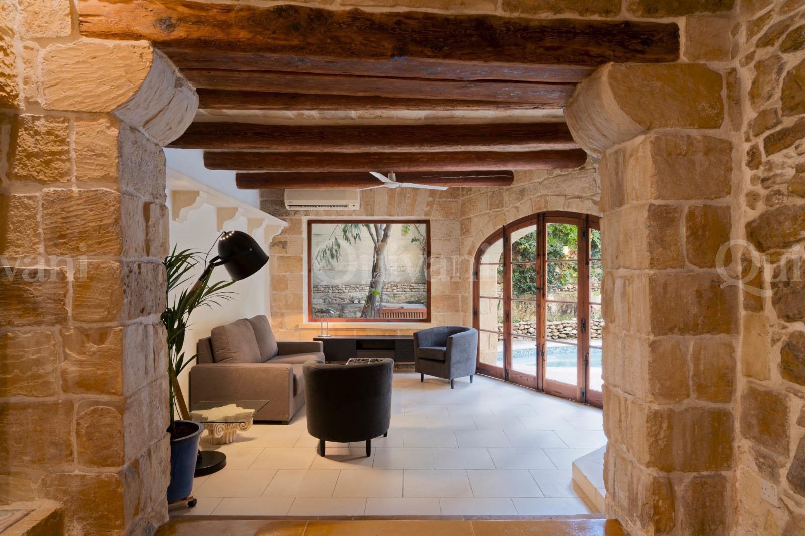 Burmarrad Furnished House of Character